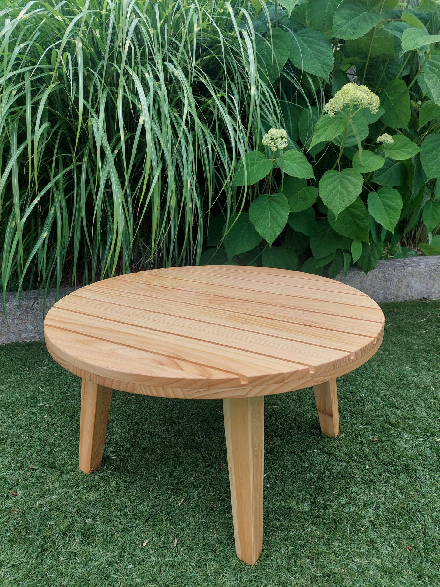 Bijzettafel voor buiten - salontafel - rond - massief grenen - Ø 60cm