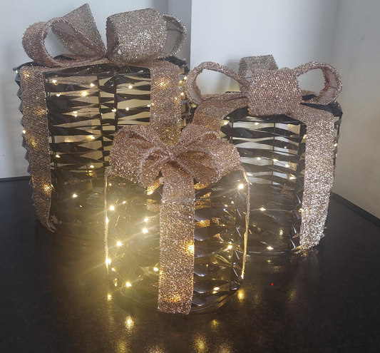Kerstversiering - kado - verlichting - LED - binnen