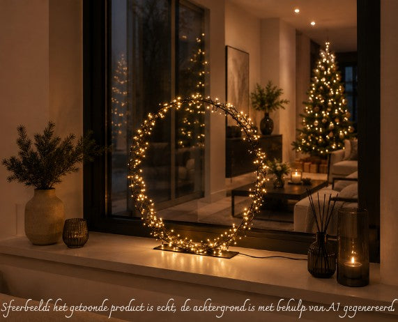 Verlichte Zwarte Kerstkrans op Standaard – Ø 40cm – 200 LED Warm Wit – Slimme Timer – Kerstversiering Buiten & Binnen