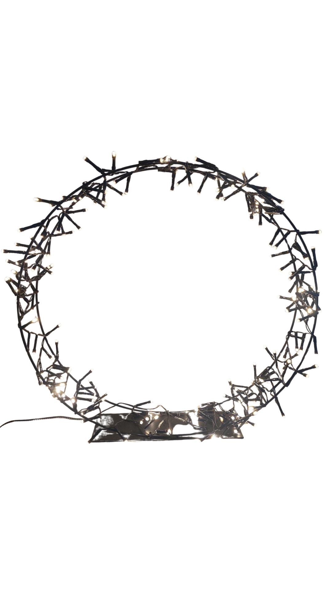 Verlichte Zwarte Kerstkrans op Standaard – Ø 40cm – 200 LED Warm Wit – Slimme Timer – Kerstversiering Buiten & Binnen
